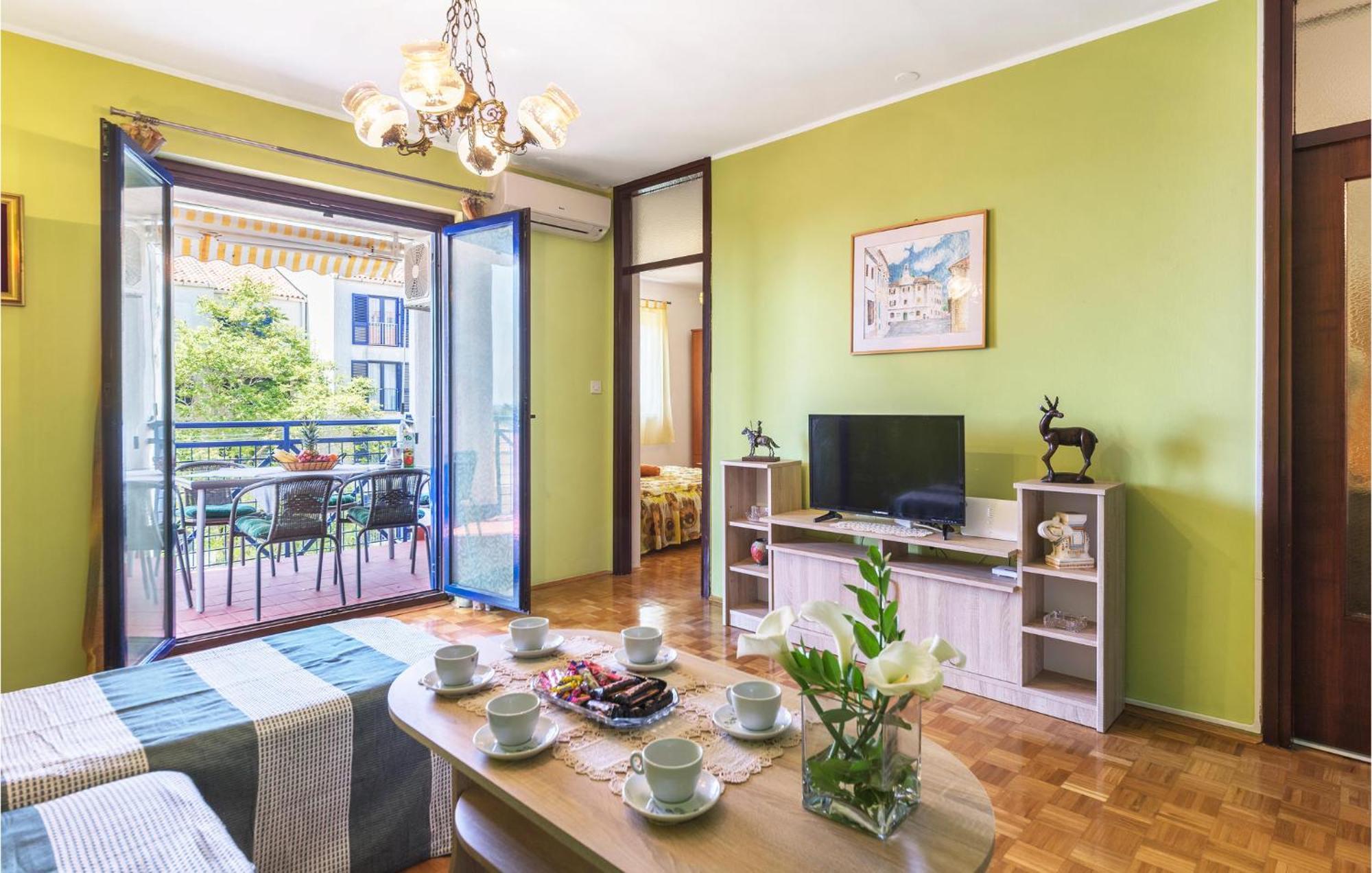 Gorgeous Apartment In Pula With House Sea View Zewnętrze zdjęcie