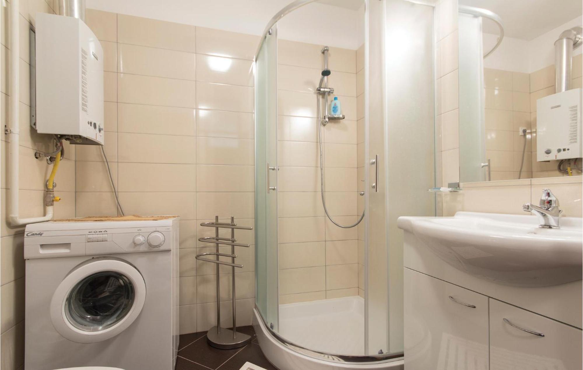 Gorgeous Apartment In Pula With House Sea View Zewnętrze zdjęcie