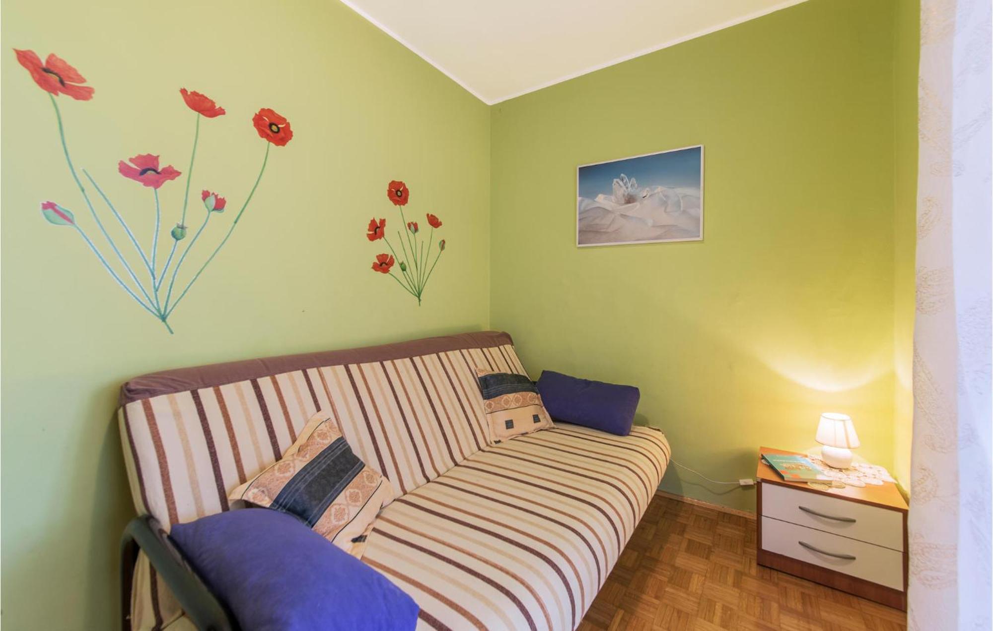 Gorgeous Apartment In Pula With House Sea View Zewnętrze zdjęcie