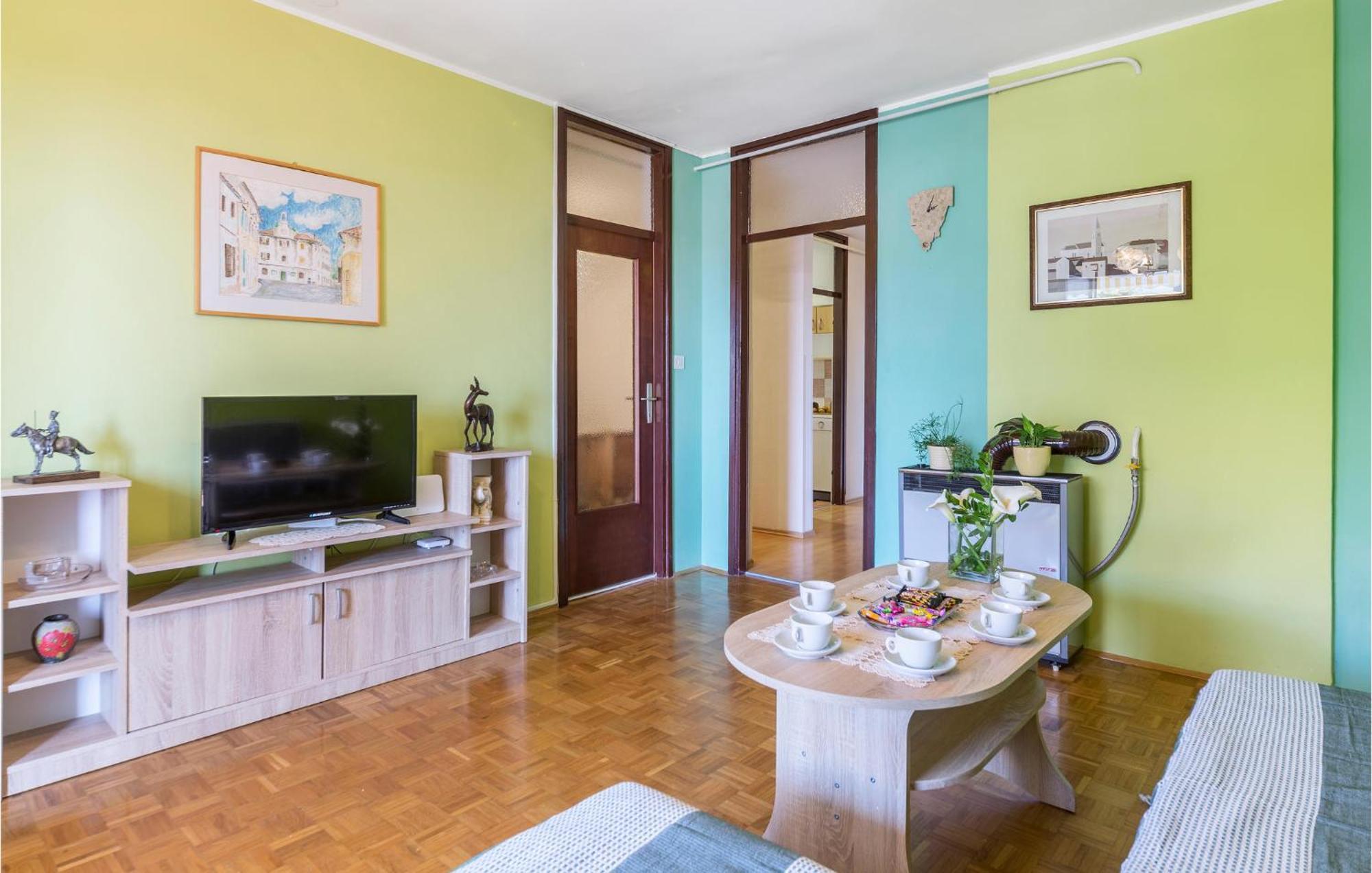 Gorgeous Apartment In Pula With House Sea View Zewnętrze zdjęcie